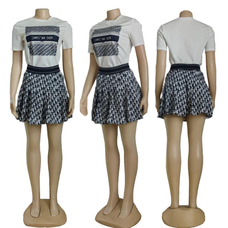 Conjunto De Diseñador Para Mujer Camiseta Cuello Redondo Y Falda Mini 2 Piezas Envío Gratis - Imagen 3