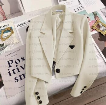 Vestido De Dos Piezas Conjuntos De Dos Piezas Para Mujer Top De Diseñador Falda De Dos Piezas Para Mujer Chaqueta De Lujo Con Letras Vestido Delgado A La Moda